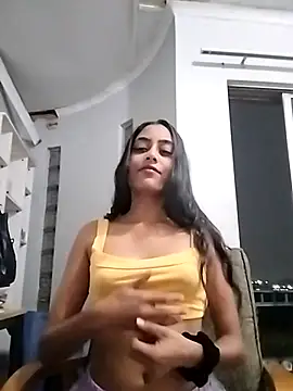 Snapshot of cleopatra-phaedra chatting on 03/07/26, 06:05 cleopatra-phaedra online show from 03/07/26, 06:05