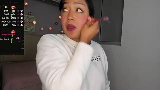 Snapshot of ema_saenz chatting on 02/05/25, 10:55 ema saenz online show from 02/05/25, 10:55