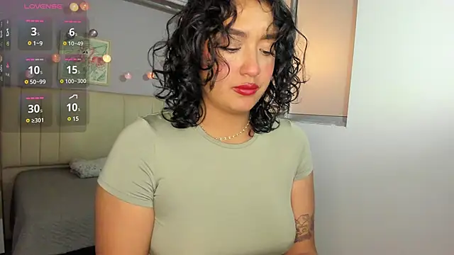 Snapshot of ema_saenz chatting on 03/14/25, 07:12 ema saenz online show from 03/14/25, 07:12