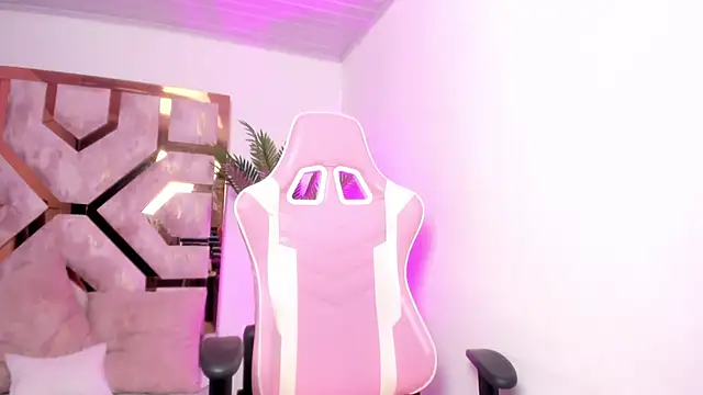 Anny osorio online show from 02/11/25, 08:31