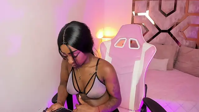 Anny osorio online show from 03/22/25, 11:53