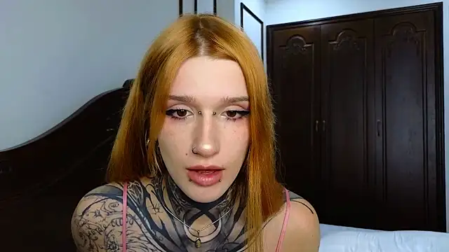 SophieInkk online show from 05/15/26, 03:35