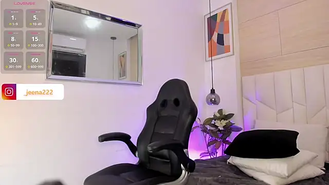 jenaa  online show from 02/22/25, 06:08