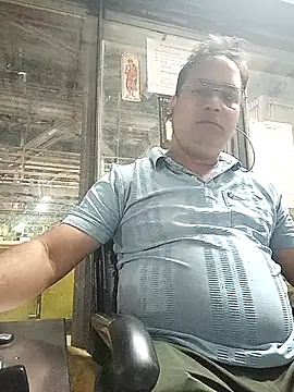 Snapshot of DeepakXxxR86 chatting on 03/29/26, 09:04 DeepakXxxR86 online show from 03/29/26, 09:04