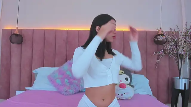 MarianaBranzz online show from 01/23/25, 12:52