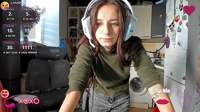  Nika Kik online show from 10/24/25, 12:45