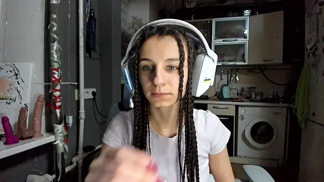  Nika Kik online show from 12/14/25, 07:40