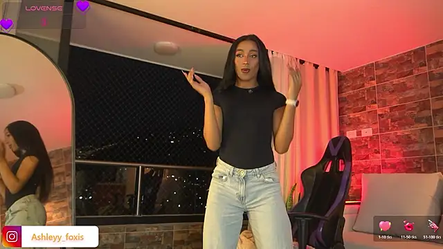 Snapshot of Ashleey_Fox chatting on 02/20/26, 11:38 Ashleey Fox online show from 02/20/26, 11:38