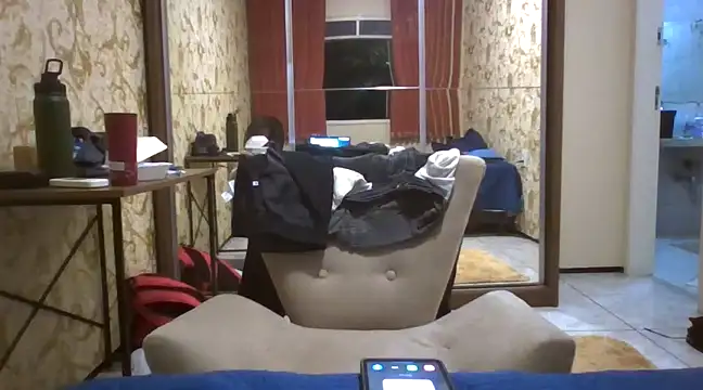 Snapshot of GermanxMD chatting on 03/21/25, 03:01 GermanxMD online show from 03/21/25, 03:01