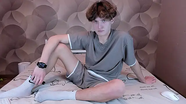 Snapshot of Ian_Flor chatting on 02/14/26, 02:58 Ian Flor online show from 02/14/26, 02:58