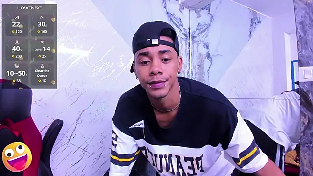 Hottwinkguys online show from 11/15/25, 05:05