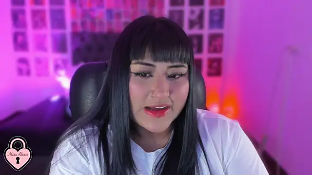 Snapshot of Tellme_Alexa chatting on 10/17/25, 04:59 Tellme Alexa online show from 10/17/25, 04:59