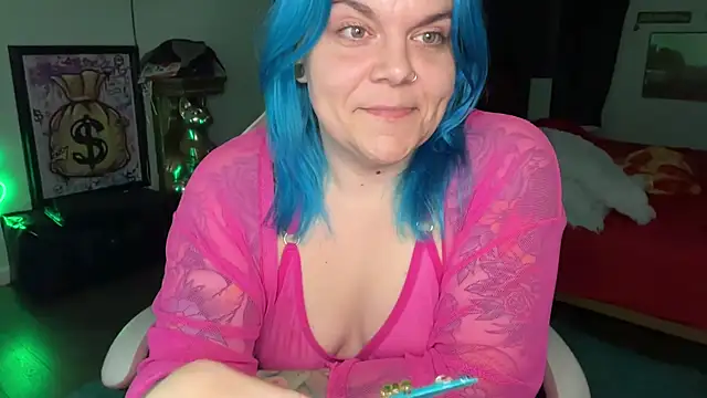 Snapshot of CherryBombBomb chatting on 02/10/26, 05:55 CherryBombBomb online show from 02/10/26, 05:55