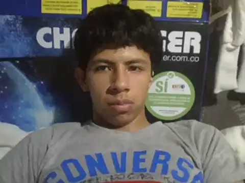 Snapshot of Carlos_Alberto1 chatting on 05/21/26, 01:01 Carlos Alberto1 online show from 05/21/26, 01:01