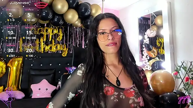 SamaraCortez online show from 04/24/26, 07:49
