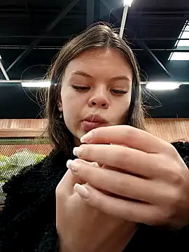 Violeta 12- online show from 02/12/25, 09:11