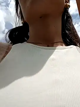 Violeta 12- online show from 10/10/25, 04:39