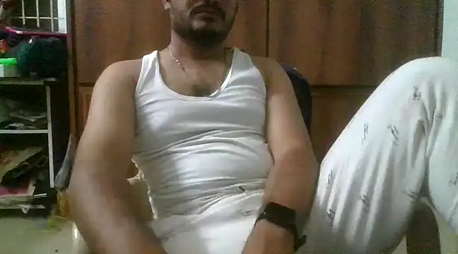 naughtymike0007 online show from 02/04/25, 05:12