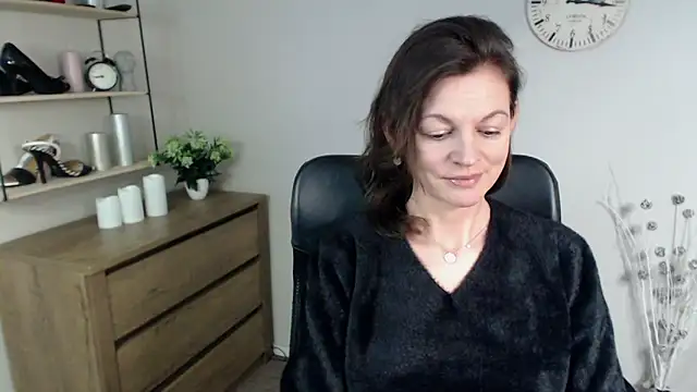 VivianWILD online show from 01/02/25, 09:54