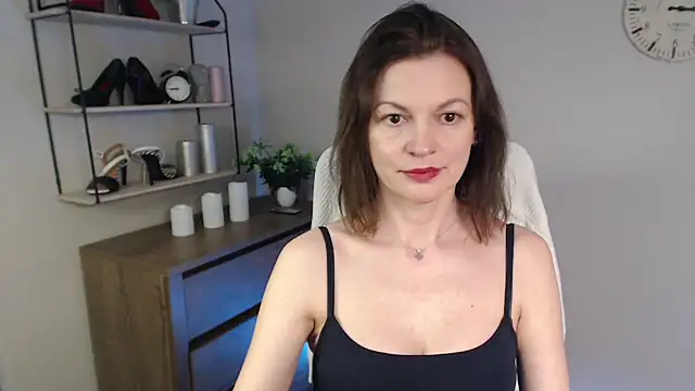 VivianWILD online show from 02/14/25, 08:10