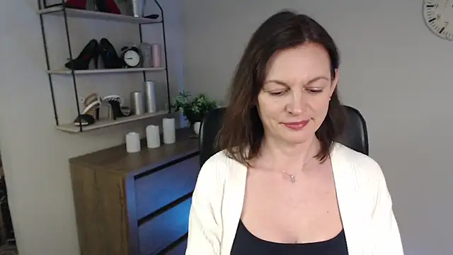 VivianWILD online show from 02/14/25, 05:14