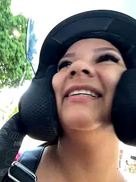 loreth J online show from 09/09/25, 01:10