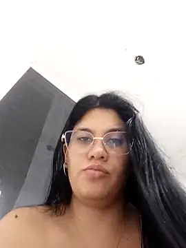 Snapshot of PAOLA_ANGEL_TERRENAL chatting on 01/17/26, 12:37 PAOLA ANGEL TERRENAL online show from 01/17/26, 12:37