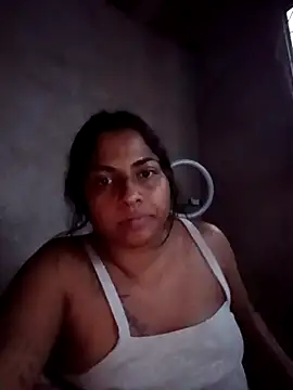 Snapshot of Giselabrunette25 chatting on 09/09/25, 10:37 Giselabrunette25 online show from 09/09/25, 10:37