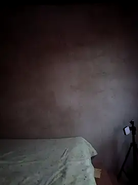 Snapshot of Giselabrunette25 chatting on 09/11/25, 10:48 Giselabrunette25 online show from 09/11/25, 10:48