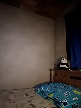 Snapshot of Giselabrunette25 chatting on 09/30/25, 12:15 Giselabrunette25 online show from 09/30/25, 12:15