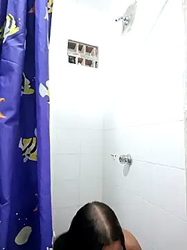 Snapshot of Giselabrunette25 chatting on 10/03/25, 03:20 Giselabrunette25 online show from 10/03/25, 03:20