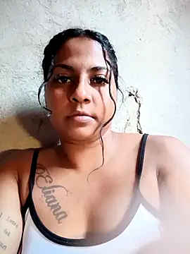 Snapshot of Giselabrunette25 chatting on 10/12/25, 08:19 Giselabrunette25 online show from 10/12/25, 08:19