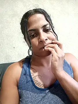 Snapshot of Giselabrunette25 chatting on 11/22/25, 10:20 Giselabrunette25 online show from 11/22/25, 10:20