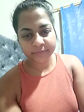 Giselabrunette25 online show from 02/11/26, 09:25