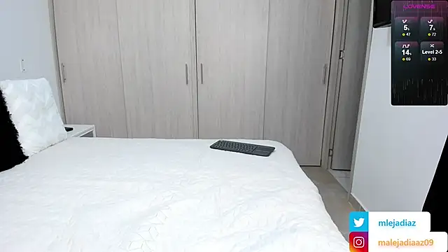 MalejaDiaz  online show from 01/24/25, 03:13