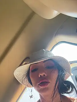 yummyrina online show from 04/29/26, 05:30