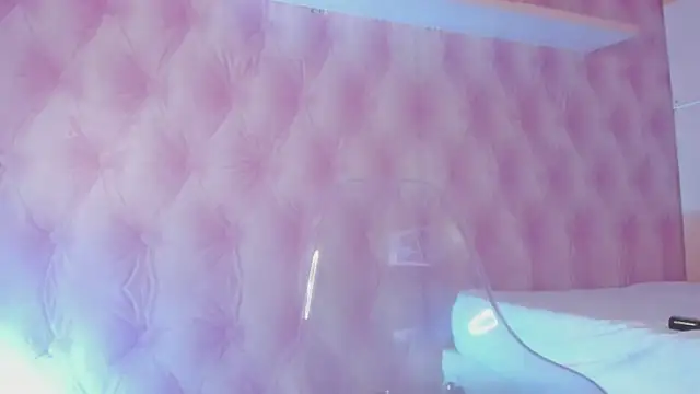 Hilary-banks online show from 03/16/25, 07:48