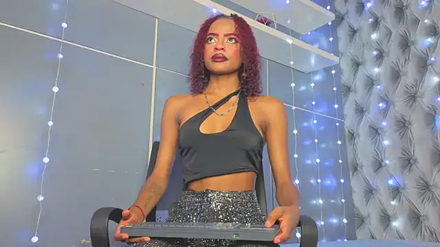 Hilary-banks online show from 11/30/25, 07:01