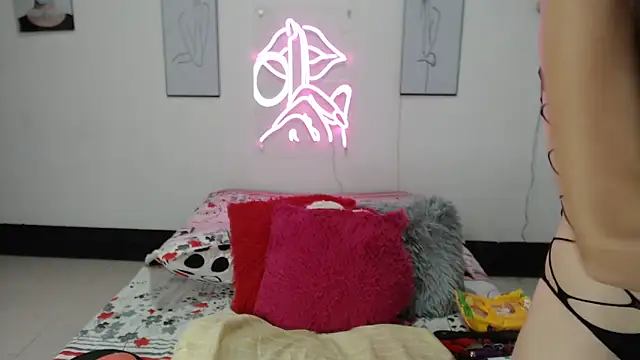 Rihana14 online show from 03/17/26, 10:35