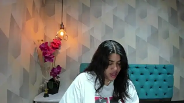 LindaBreeS online show from 03/22/26, 02:42