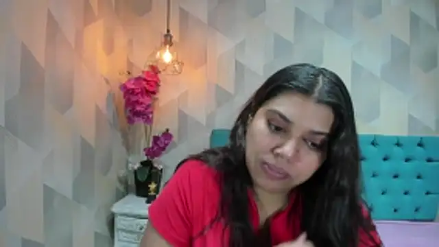 LindaBreeS online show from 06/12/26, 02:27