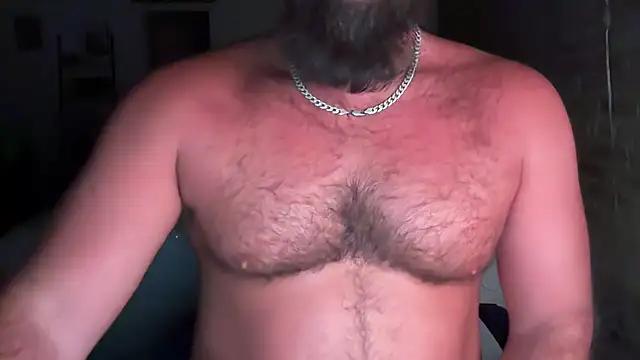 Snapshot of Barebackheat chatting on 10/02/25, 03:46 Barebackheat online show from 10/02/25, 03:46