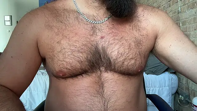 Snapshot of Barebackheat chatting on 11/10/25, 01:43 Barebackheat online show from 11/10/25, 01:43