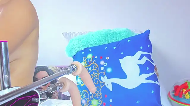 Snapshot of Ashley_Miiller1 chatting on 03/05/25, 05:08 Ashley Miiller1 online show from 03/05/25, 05:08