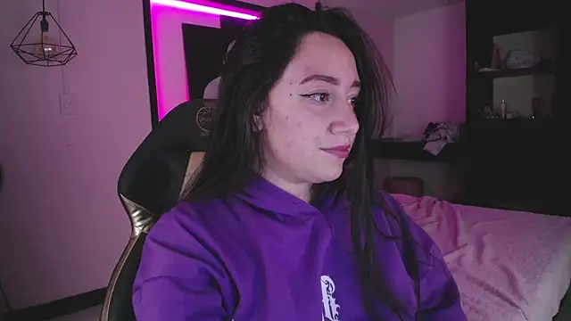 Andrea Ramos online show from 12/14/24, 08:13