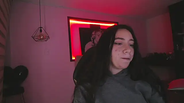 Andrea Ramos online show from 12/21/24, 08:39