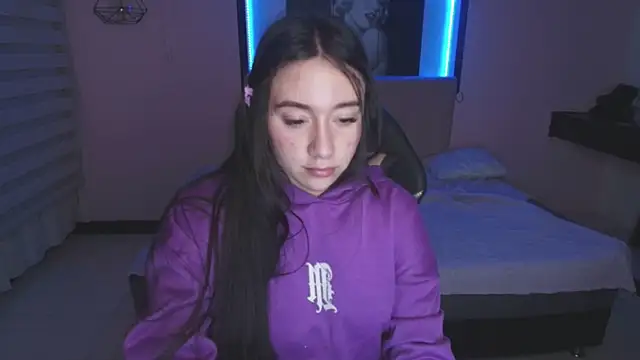 Andrea Ramos online show from 03/06/25, 07:36