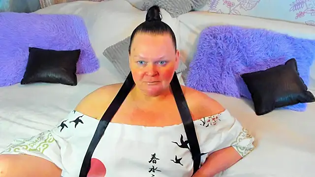 Snapshot of MilanaBiegert chatting on 02/11/25, 05:50 MilanaBiegert online show from 02/11/25, 05:50