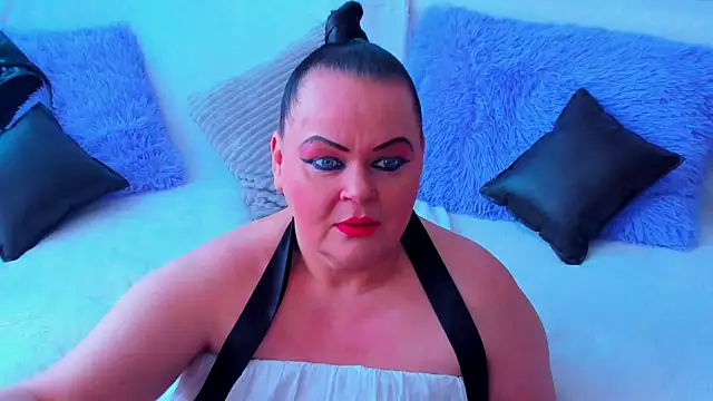 Snapshot of MilanaBiegert chatting on 03/16/25, 08:10 MilanaBiegert online show from 03/16/25, 08:10