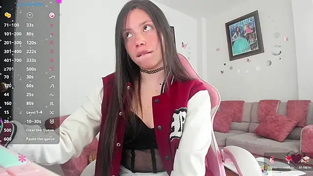 Snapshot of katty_snow chatting on 12/07/24, 05:42 katty snow online show from 12/07/24, 05:42